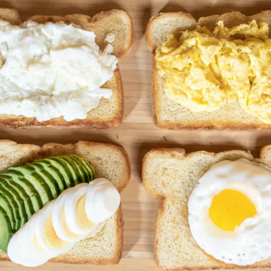 5 Delicous & Easy High-Protein Summer Snacks for Weight Loss 5 a plate of yummy toast options including egg toppings and cucumbers